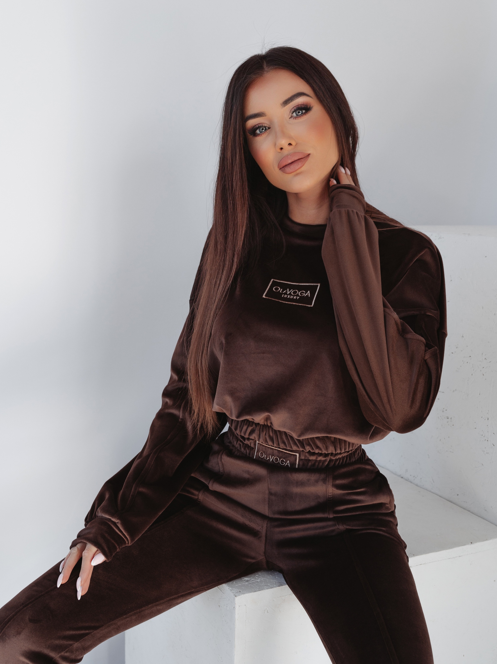 Komplet welurowy Ola Voga Luxury Frame brązowy Komplet welurowy Ola Voga Luxury Frame brązowy