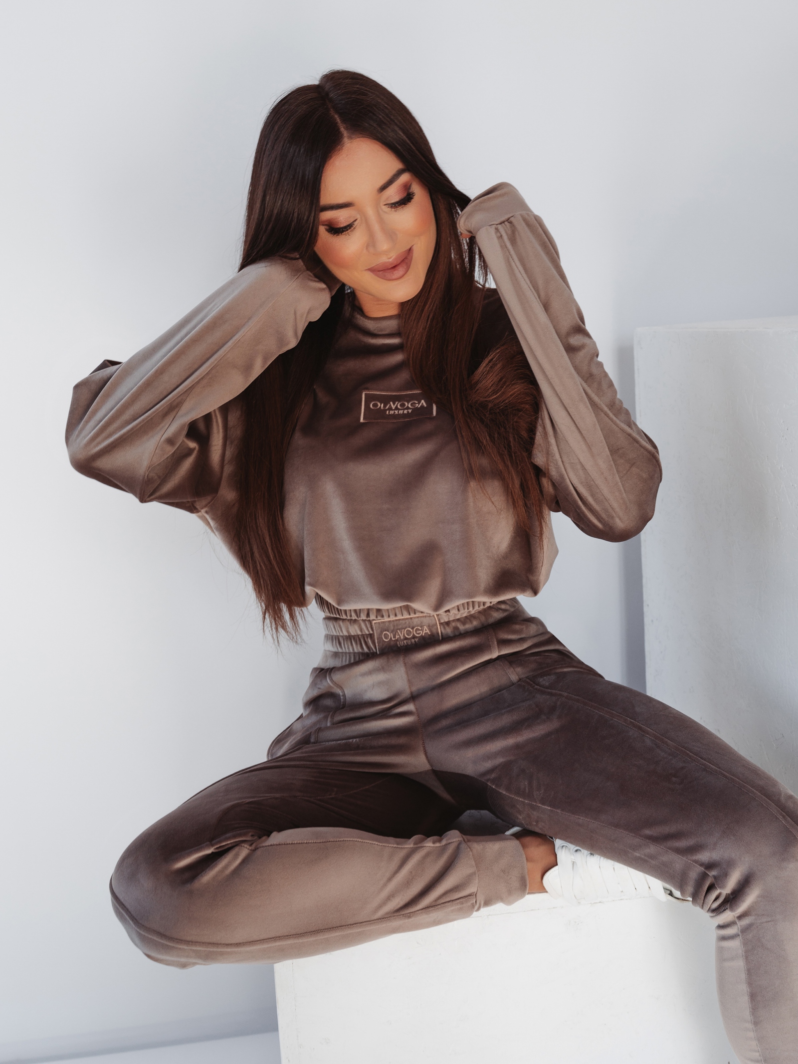 Komplet welurowy Ola Voga Luxury Frame c.beżowy