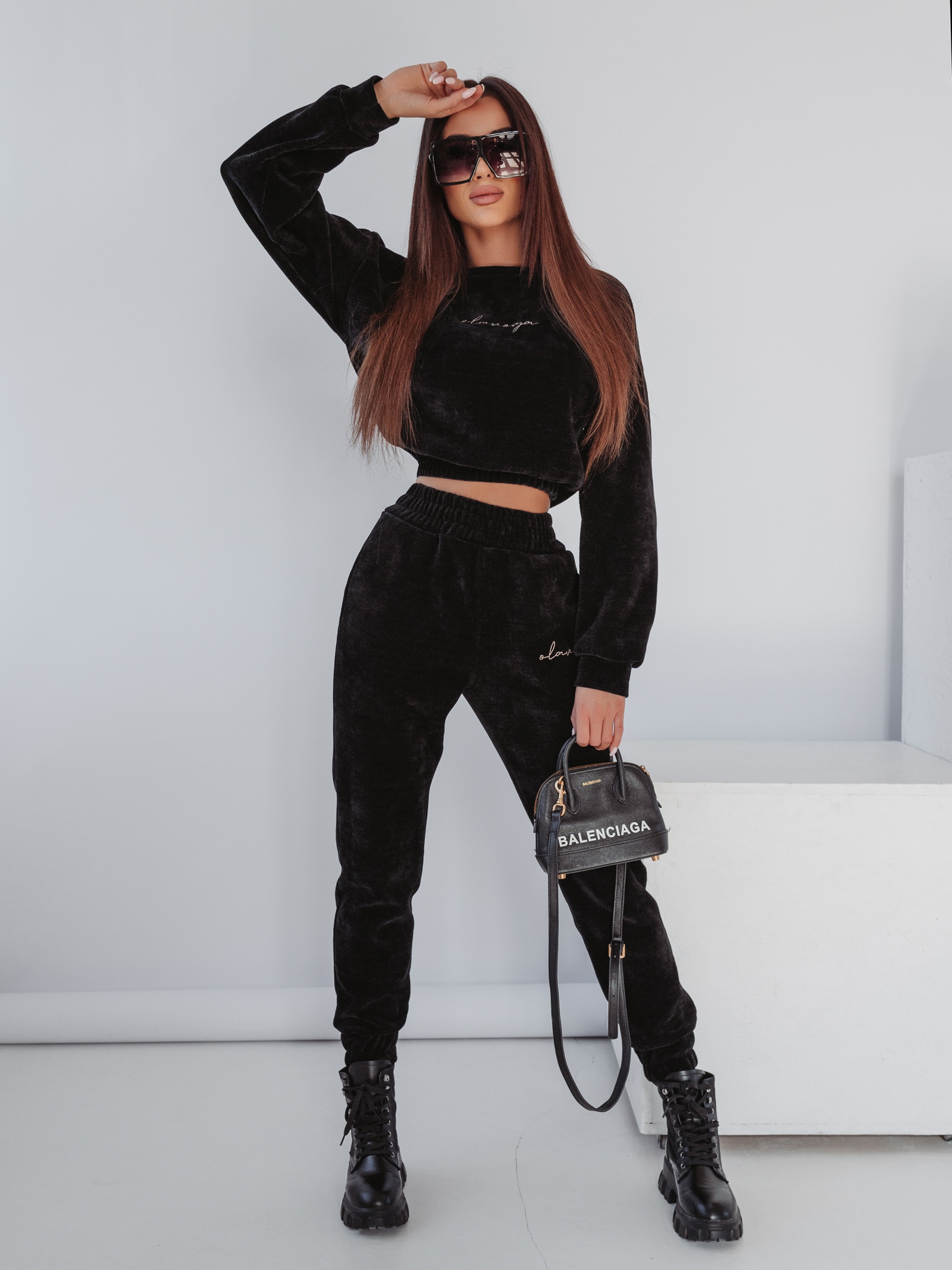 Komplet haftowany Honey Ola Voga czarny Komplet haftowany Honey Ola Voga czarny