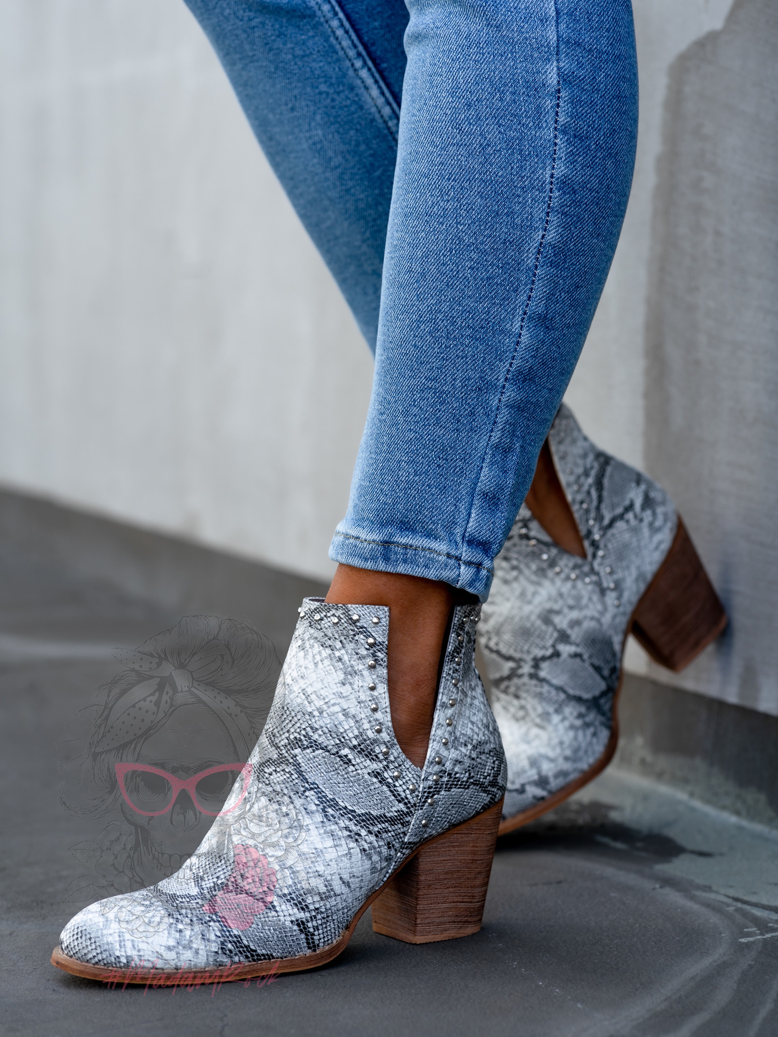 Botki z wycięciami Lady Foli II wężowe Botki z wycięciami Lady Foli II wężowe