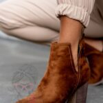 Botki z wycięciami Lady Foli III karmelowe