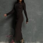 Sukienka prążkowana maxi LA Puntadas brązowa