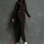 Komplet prążkowany LA Puntadas brązowy