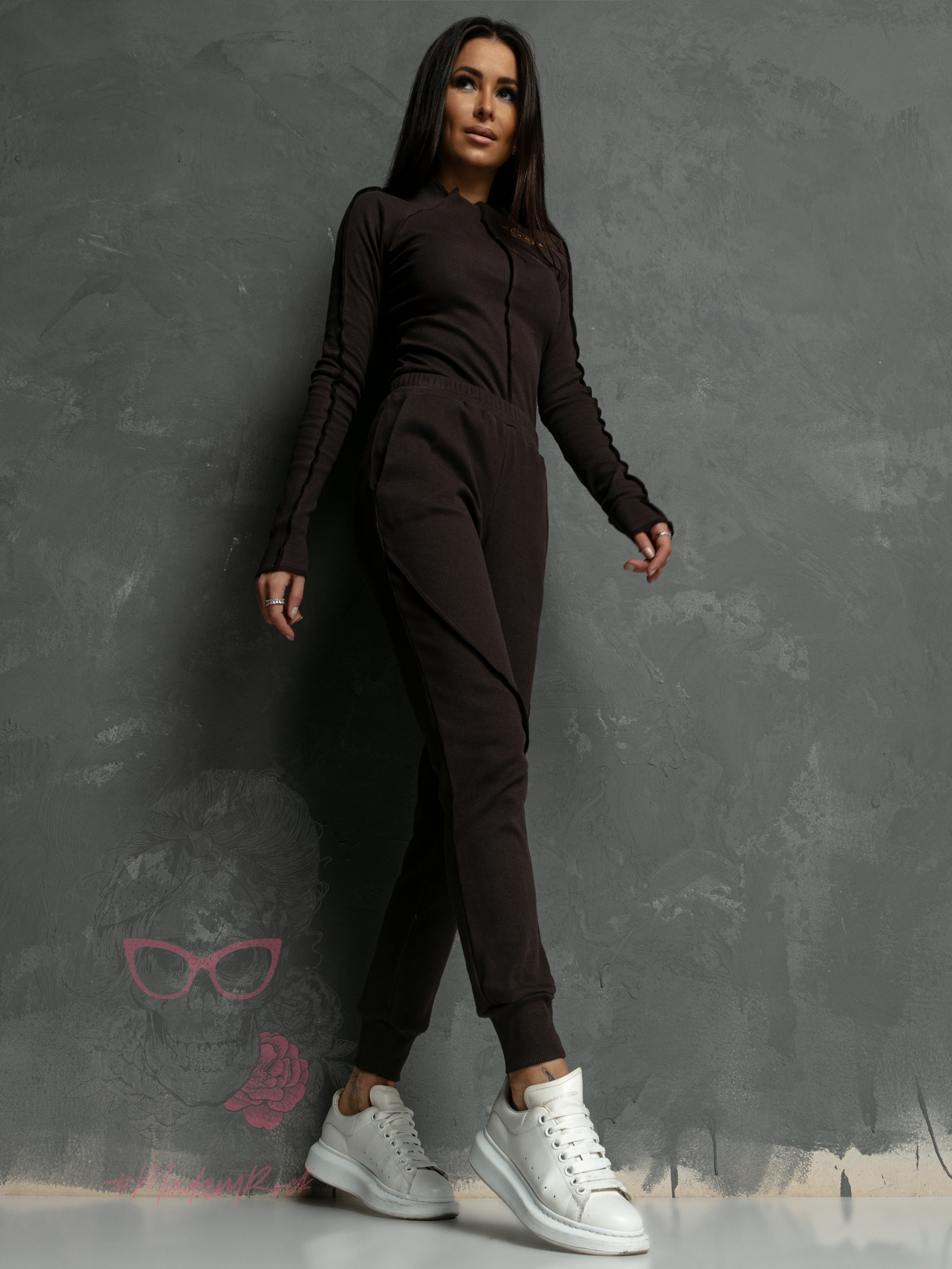 Komplet prążkowany LA Puntadas brązowy