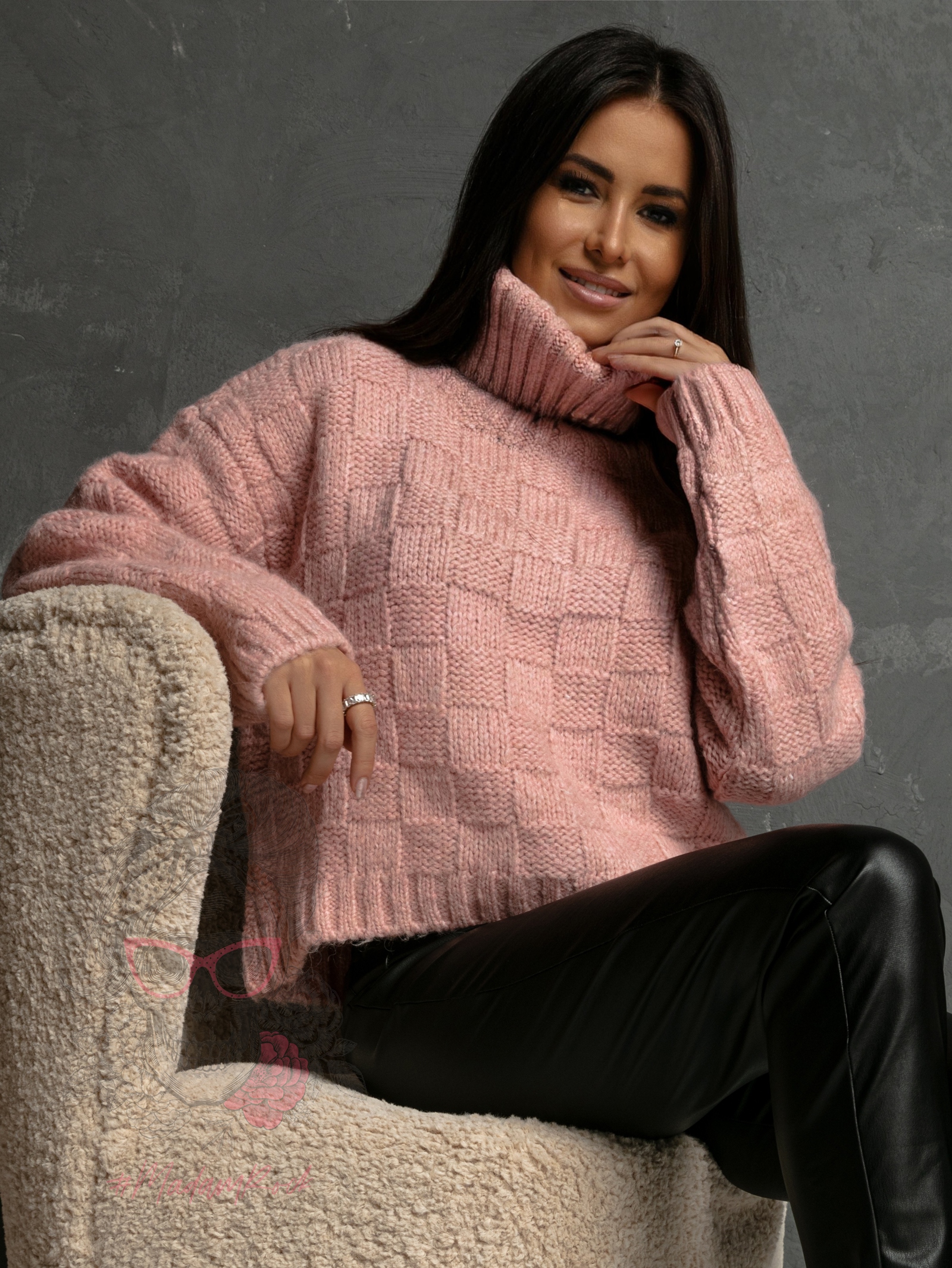 Sweter golf Graphic pudrowy