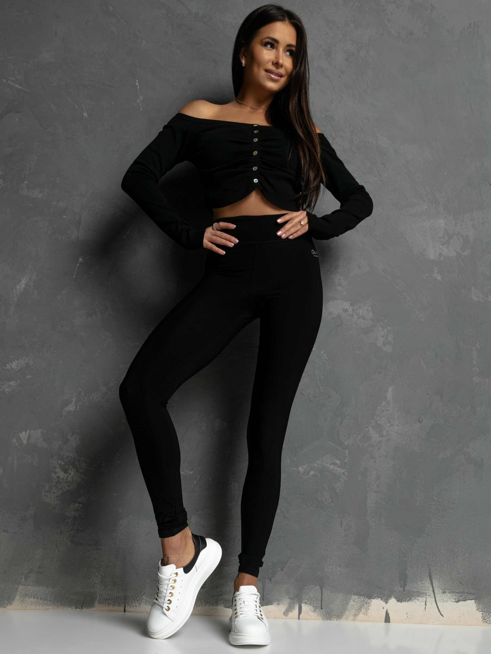 Legginsy dopasowane Klara Ola Voga czarne