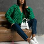 Sweter rozpinany z piórami Ofes zielony