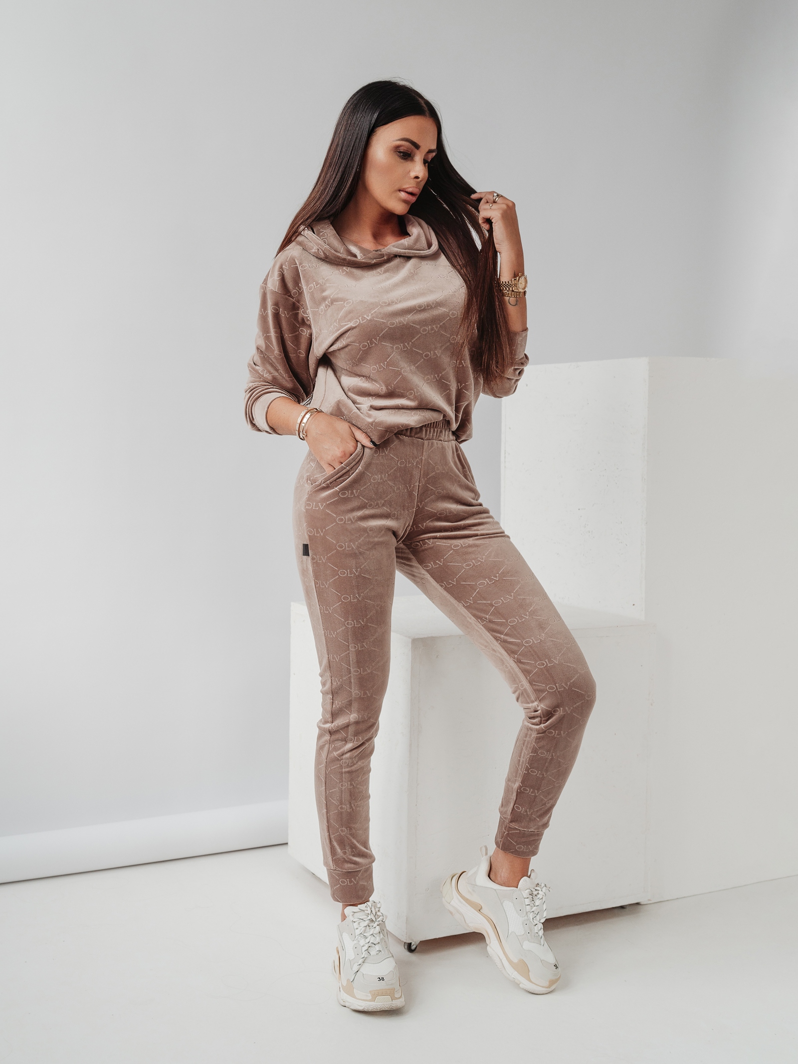 Komplet welurowy Multi Olv Women Ola Voga beżowy