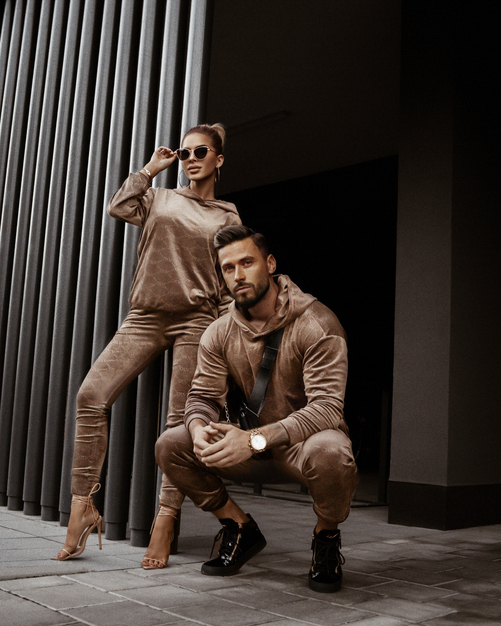 Komplet welurowy Multi Olv Women Ola Voga beżowy