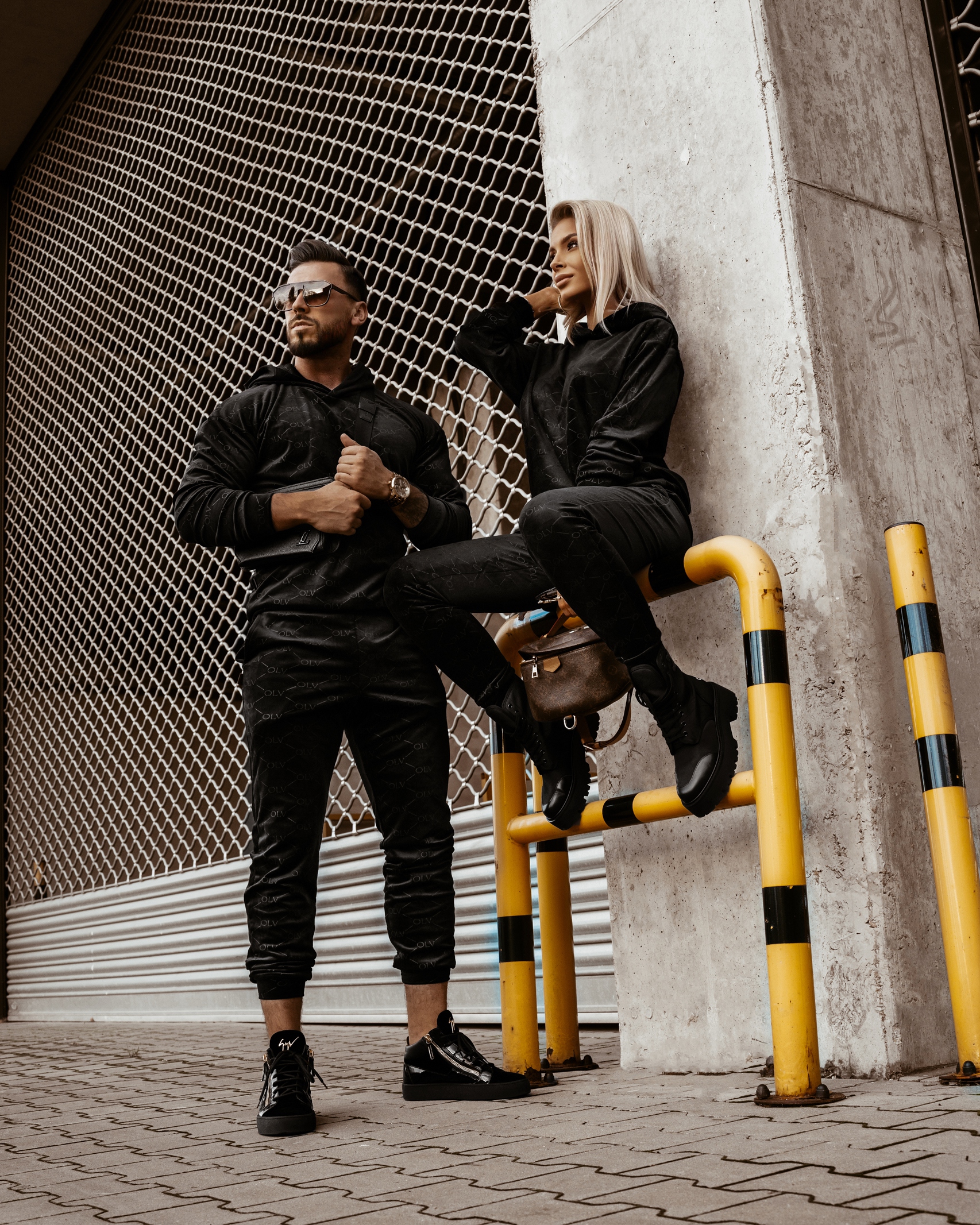 Komplet welurowy Multi Olv Women Ola Voga czarny