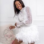 Spódniczka mini z piór Angel biała