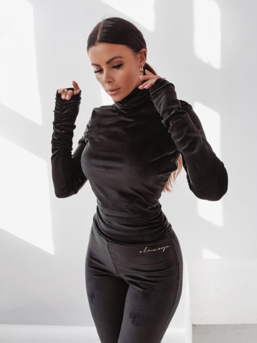 Bluzka welurowa Ola Voga Paula czarna