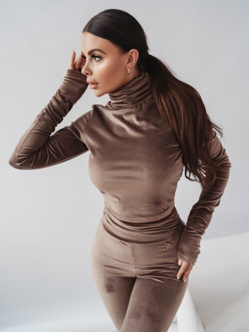 Bluzka welurowa Ola Voga Paula brązowa