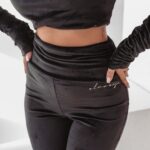 Legginsy welurowe Ola Voga Deep Velvet czarne