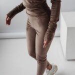 Legginsy welurowe Ola Voga Deep Velvet brązowe