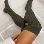 Zakolanówki damskie z kokardką khaki