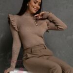 Bluzka prążkowana ze złotymi napami Adriella cappuccino