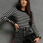 WYPRZEDAŻ-Sweterek w paski BeClass czarny