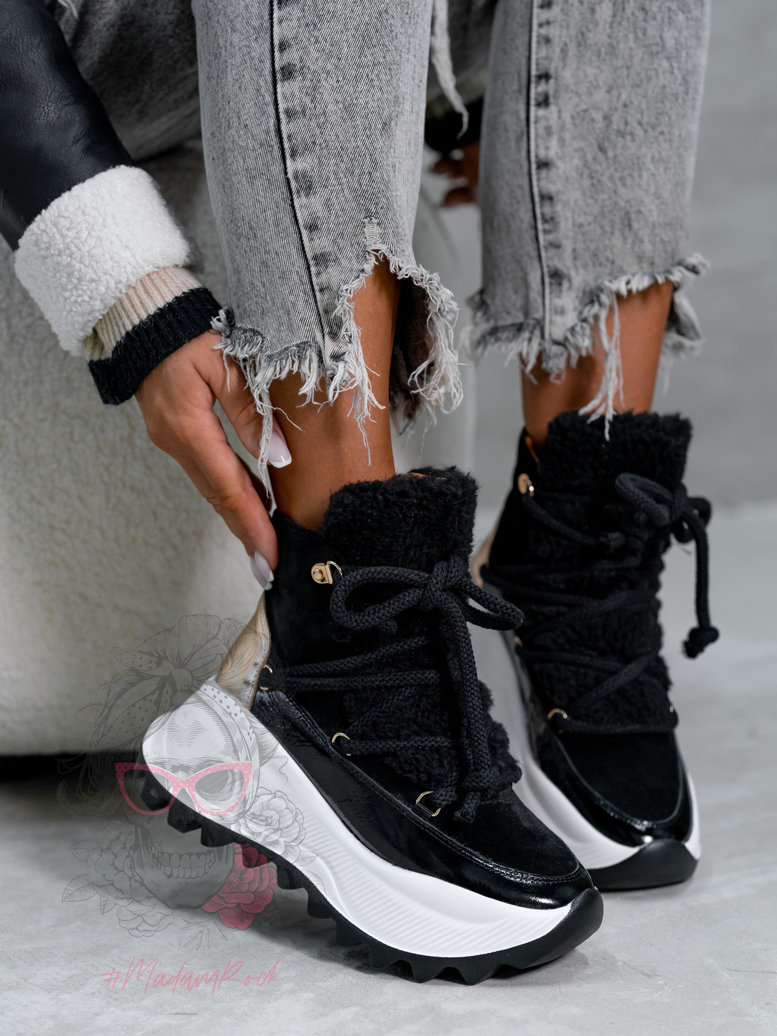 Sneakersy z kożuszkiem Madam Abrigo czarne