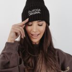 Czapka klasyczna z haftem Ola Voga Original czarna