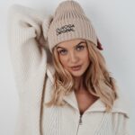 Czapka klasyczna z haftem Ola Voga Original beżowa