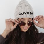 Czapka damska bawełniana OlaVoga Letters beżowa