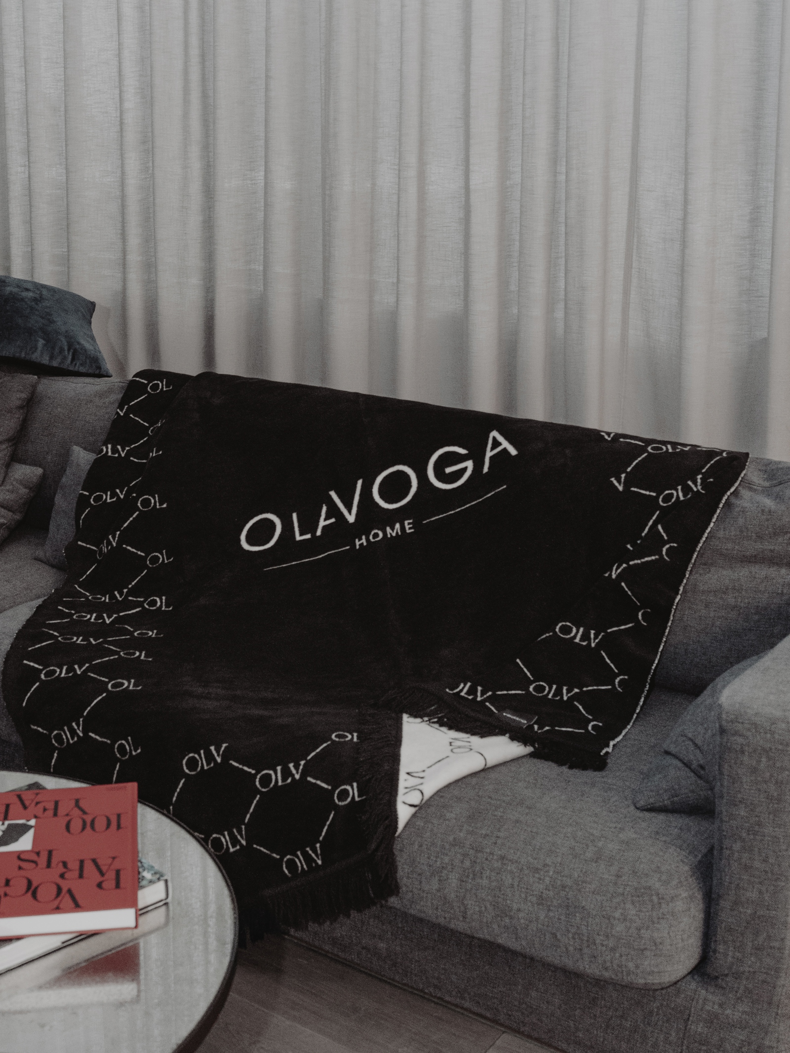 Koc dwustronny Manhattan Ola Voga czarny 150x200cm