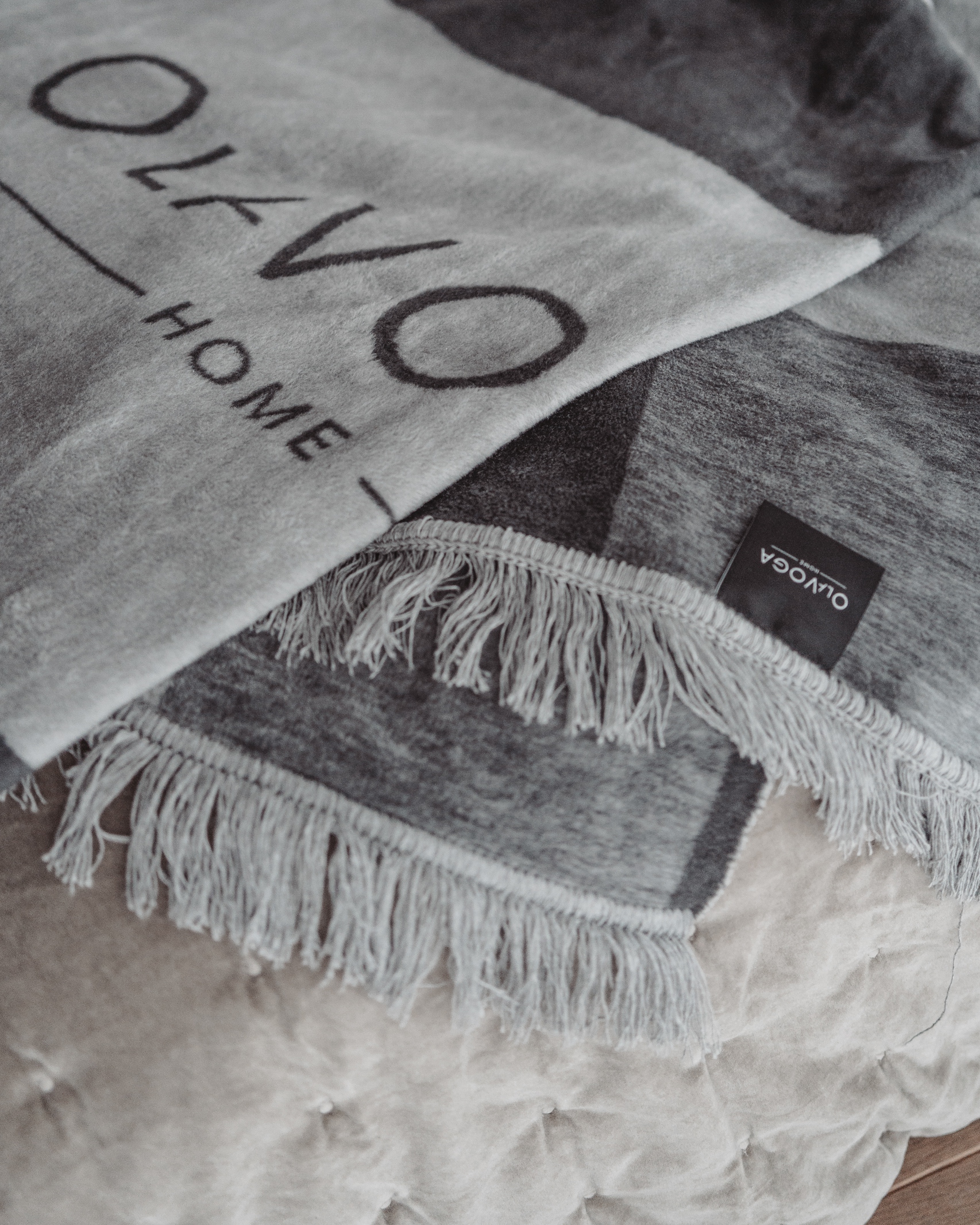 Koc w kratkę London Ola Voga szary 150x200cm