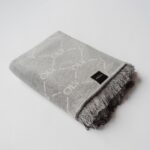 Koc dwustronny Manhattan Ola Voga szary 150x200cm