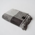 Koc w kratkę London Ola Voga szary 150x200cm