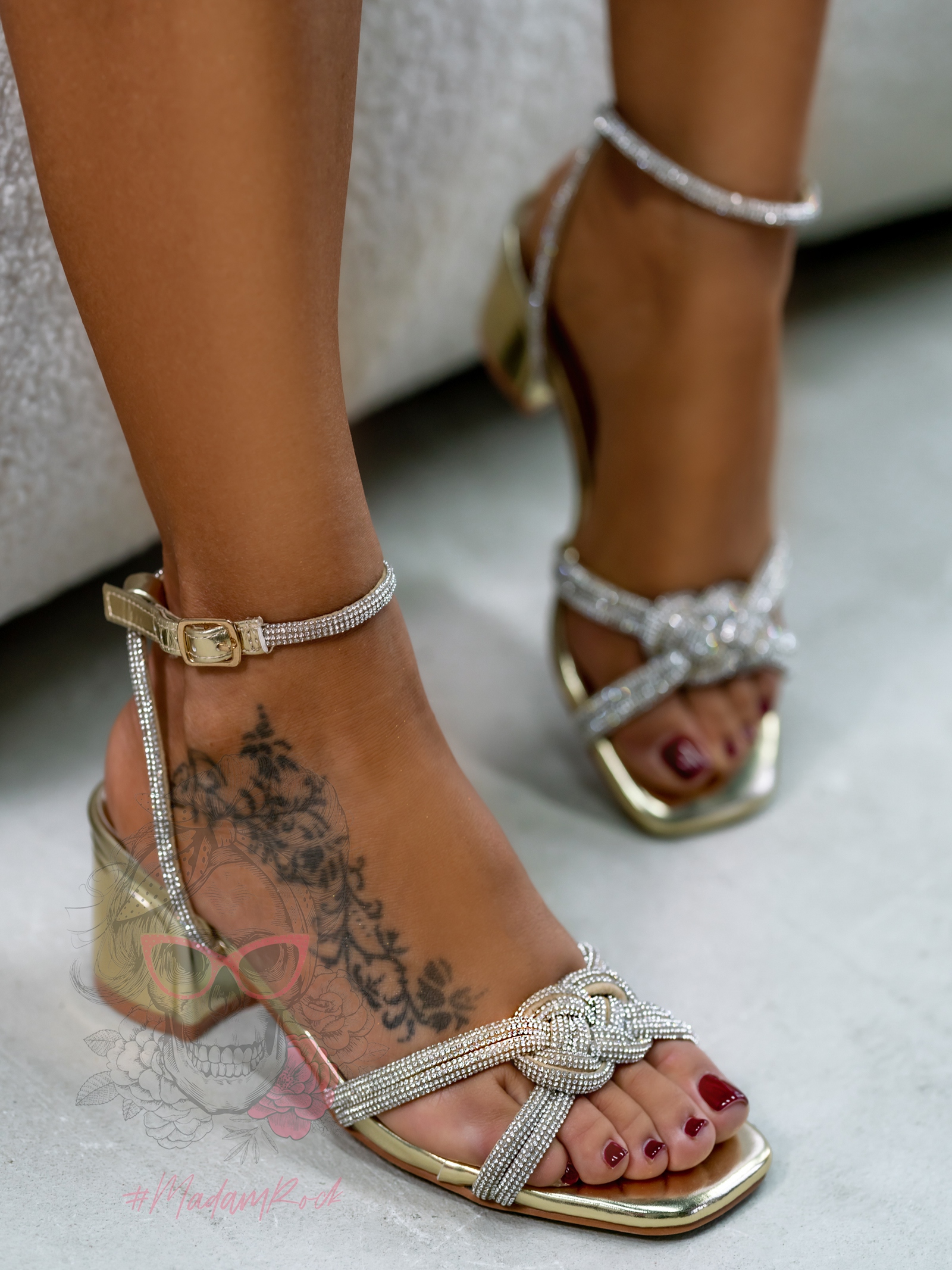 Sandały na słupku Madam Gefio złote