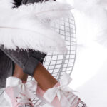 Trampki kokardziaki Rock Glam pudrowe