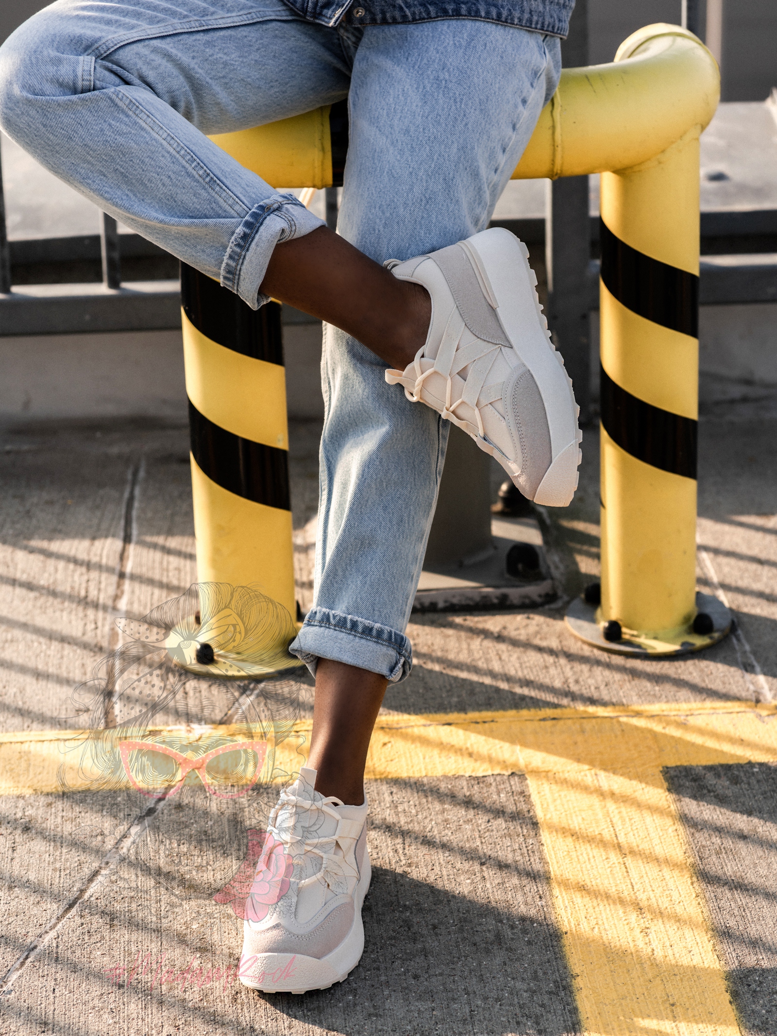 Buty Madam Homely II kremowe