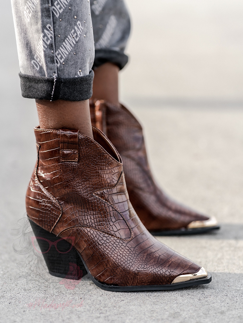 Botki w stylu kowbojskim Madam Ahiu brązowe