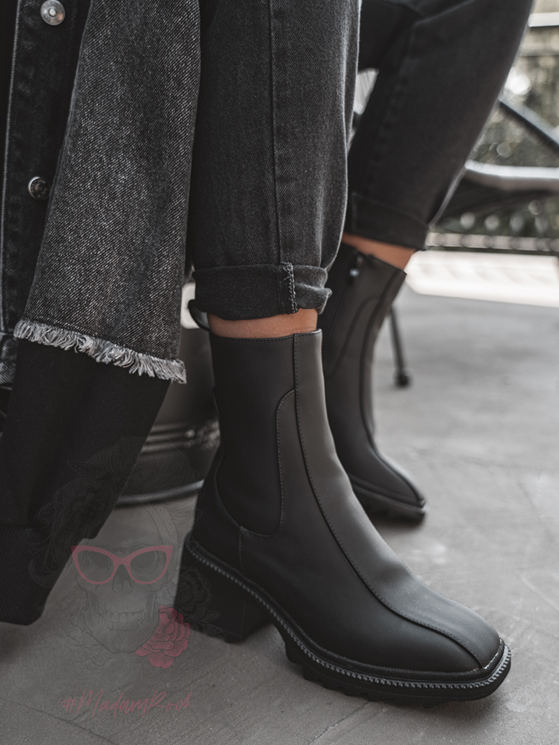 Botki na klocku Rock Gecor czarne