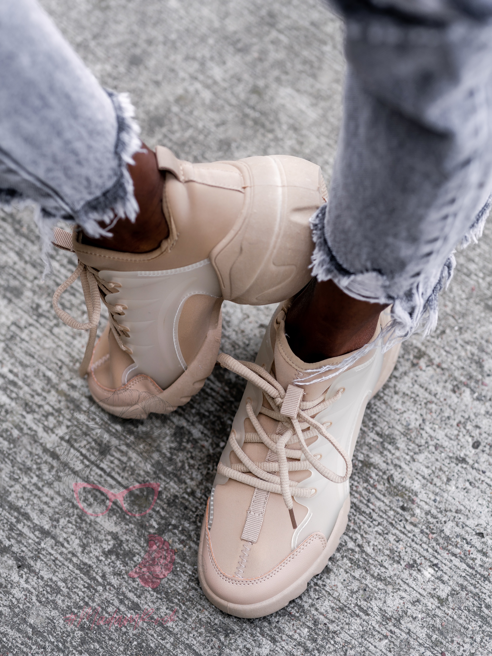 Buty sportowe Madam Elsz beżowe