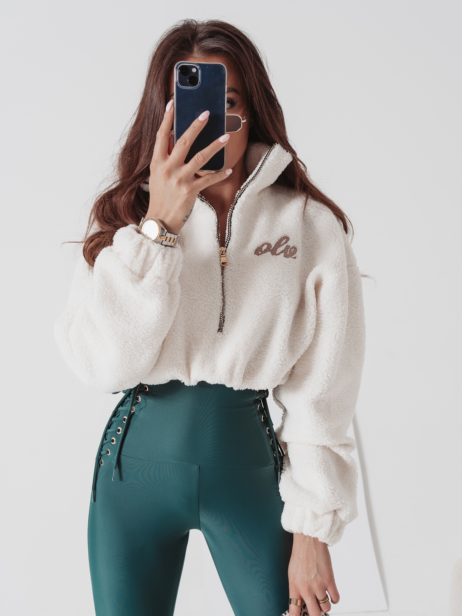 Bluza krótka Mila Ola Voga ecru Bluza krótka Mila Ola Voga ecru