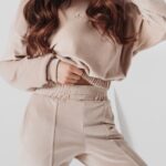 Komplet welurowy Kaylie Ola Voga beżowy