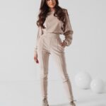 Komplet welurowy Kaylie Ola Voga beżowy