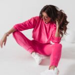 Komplet welurowy Kaylie Ola Voga neonowy róż