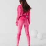 Komplet welurowy Kaylie Ola Voga neonowy róż