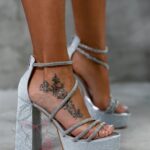 Sandały na klocku Madam Apocaliptico srebrne