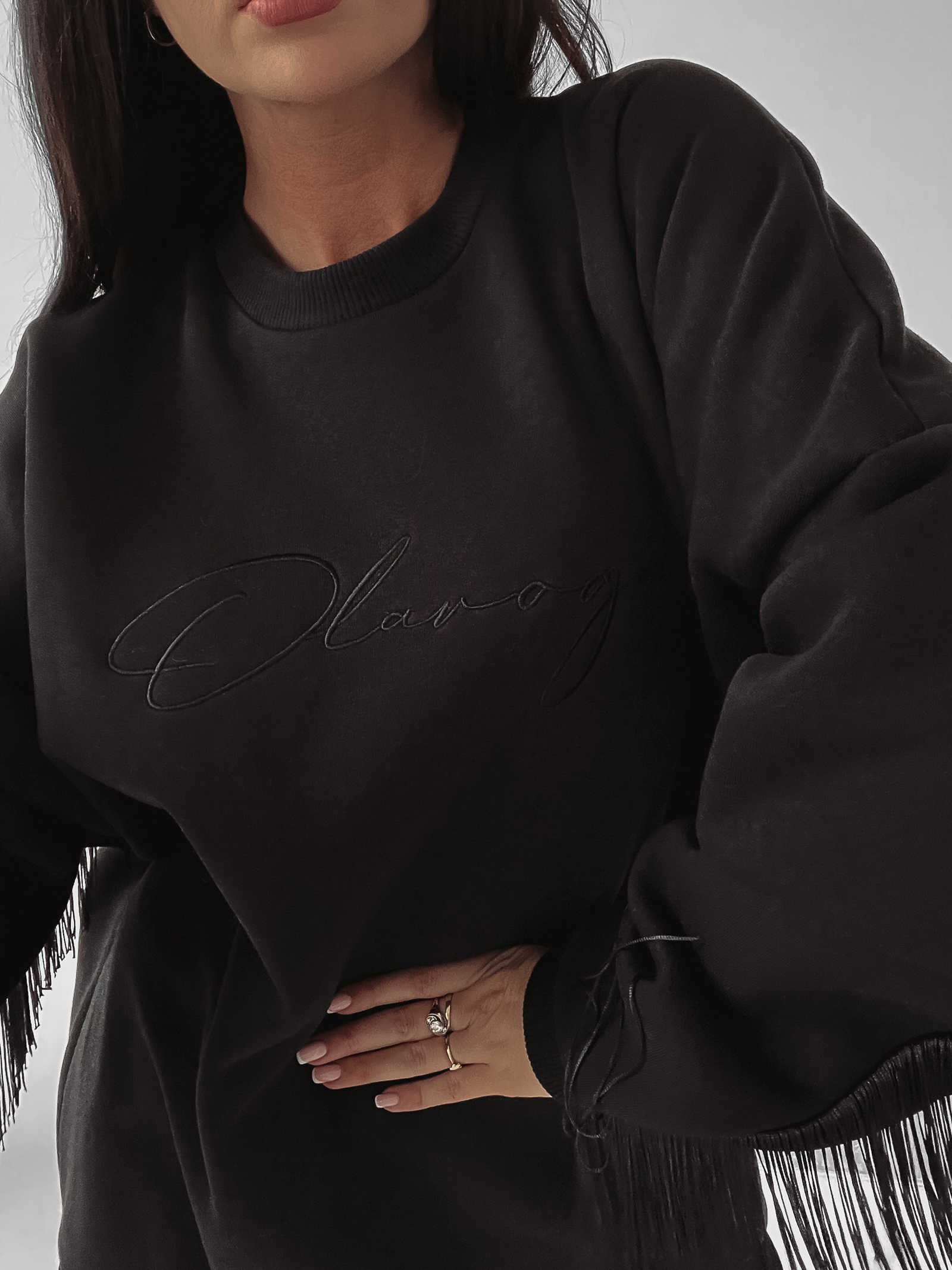 Bluza oversize z frędzlami Penny Ola Voga czarna Bluza oversize z frędzlami Penny Ola Voga czarna