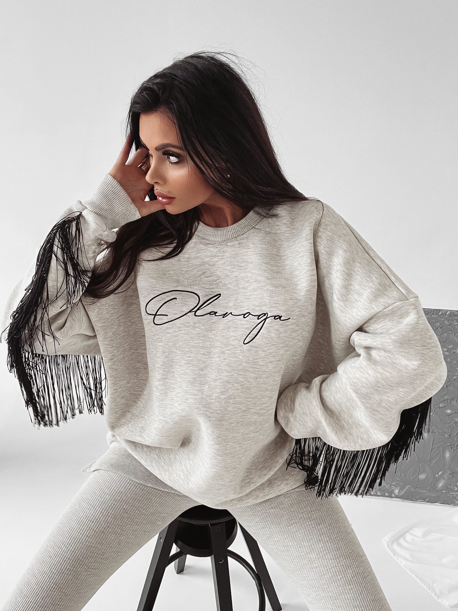 Bluza oversize z frędzlami Penny Ola Voga szary melanż