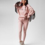 Bluza oversize z frędzlami Penny Ola Voga brudny róż