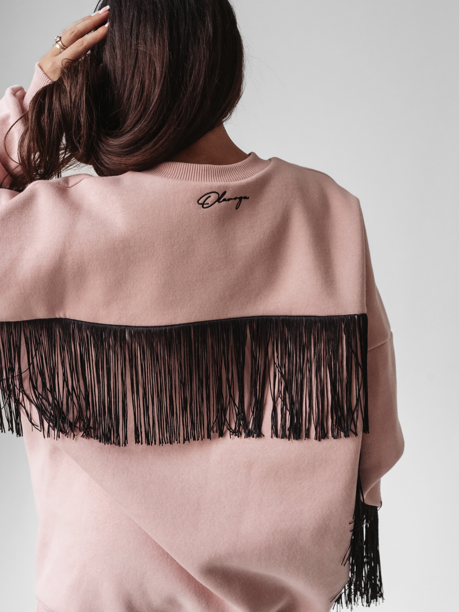 Bluza oversize z frędzlami Penny Ola Voga brudny róż