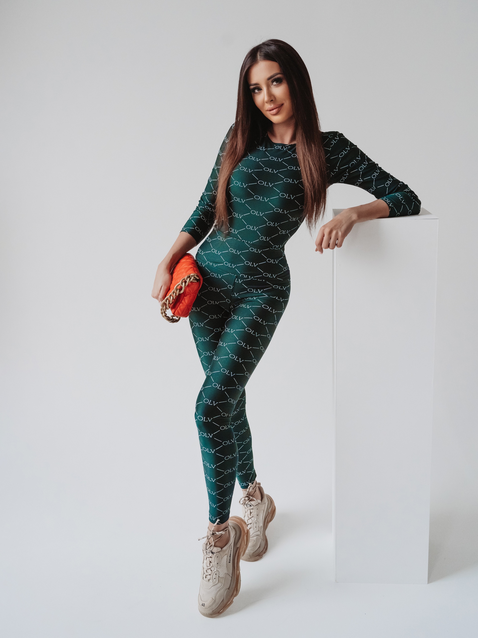 Komplet logowany I LOVE OLV Ola Voga butelkowa zieleń