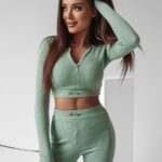 Komplet dopasowany Lunya Ola Voga oliwkowy