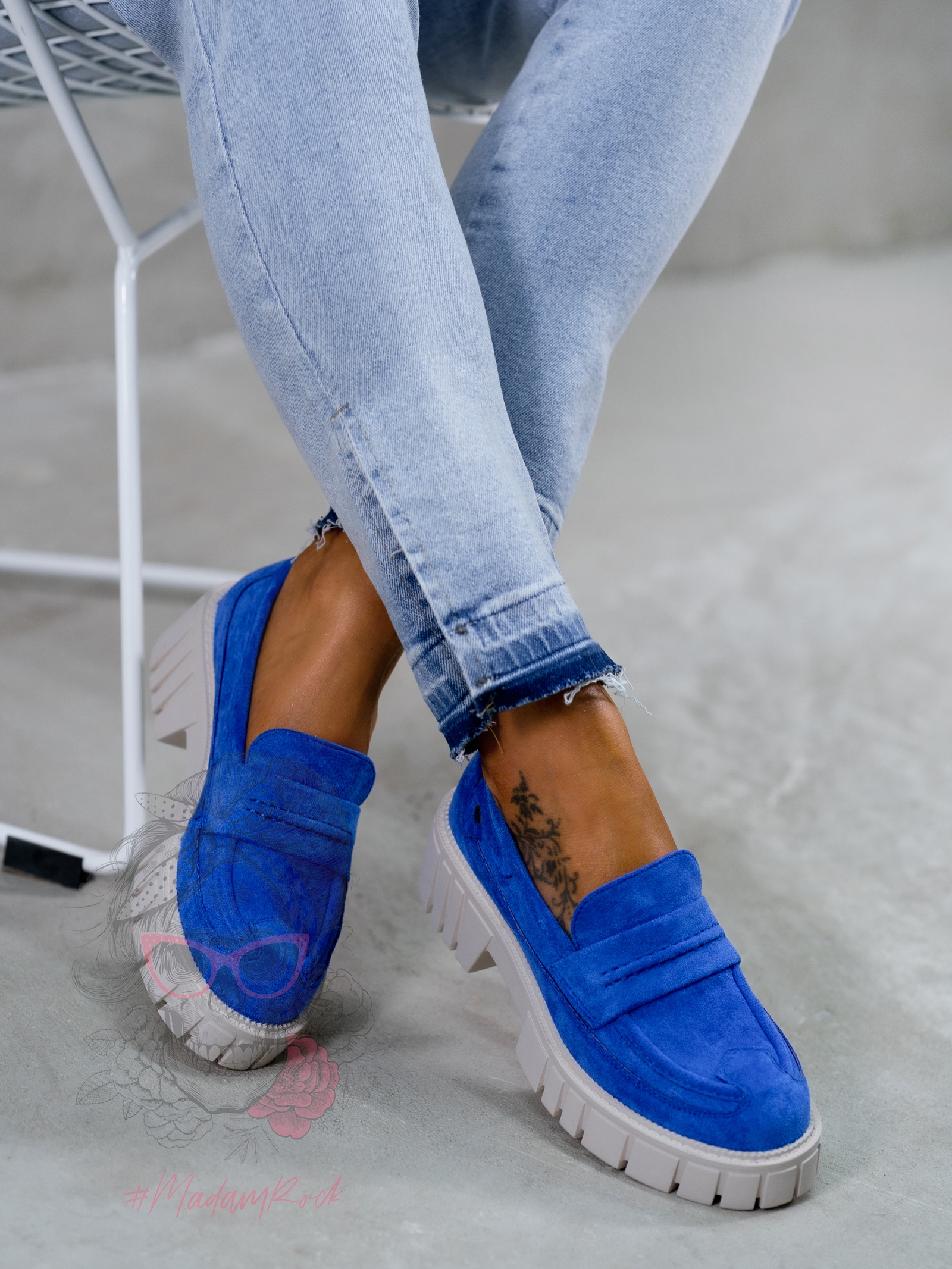 -wyprzedane-Mokasyny zamszowe Madam Fekes chabrowe