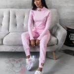 Komplet prążkowany Laki Sort pudrowy